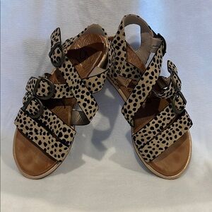 Blowfish Womens Polka Dot Strappy Buckle Sandals Black & Tan  Flats Size‎ 7.5